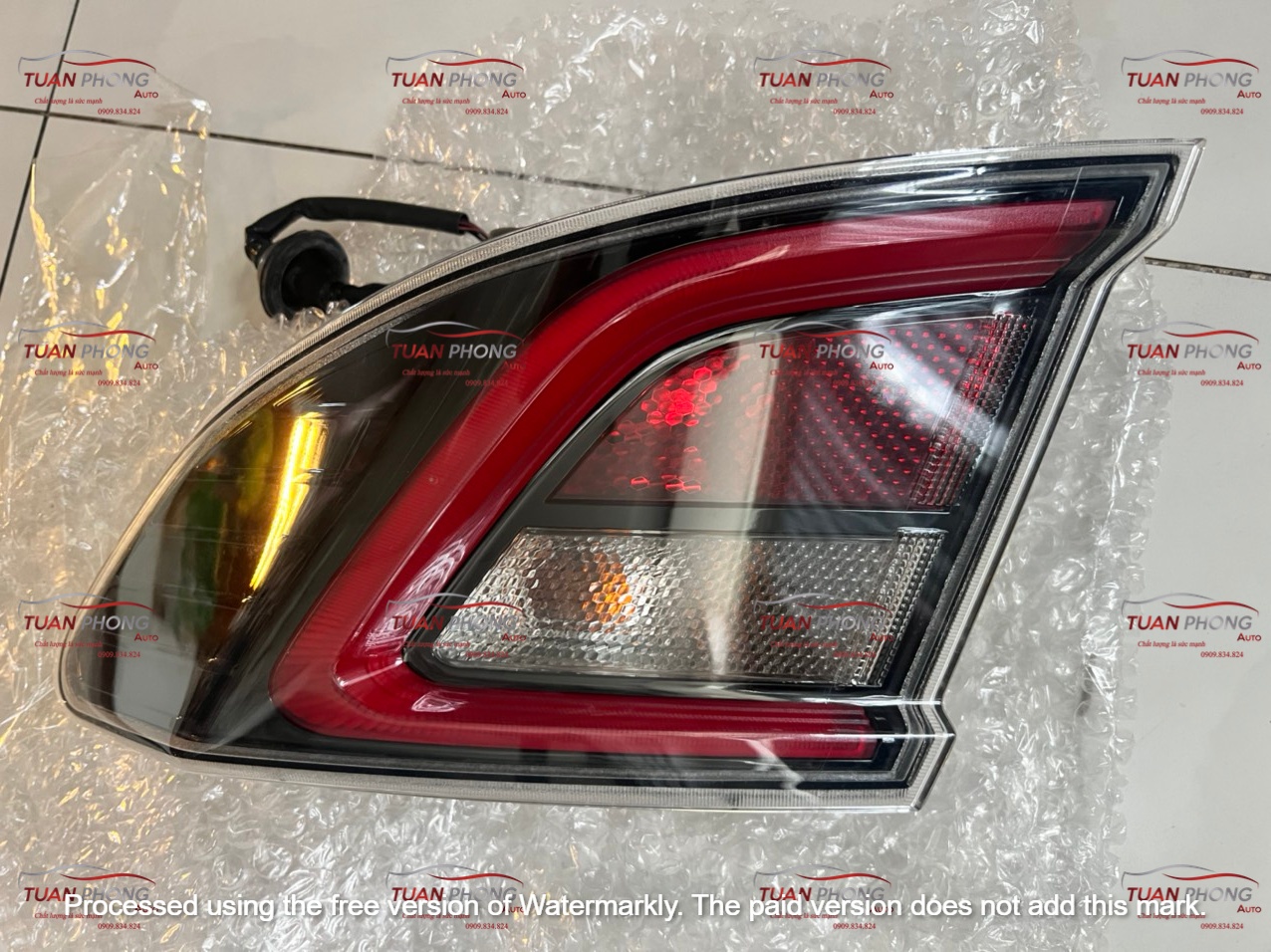 ĐÈN HẬU NGOÀI HYUNDAI I10 23